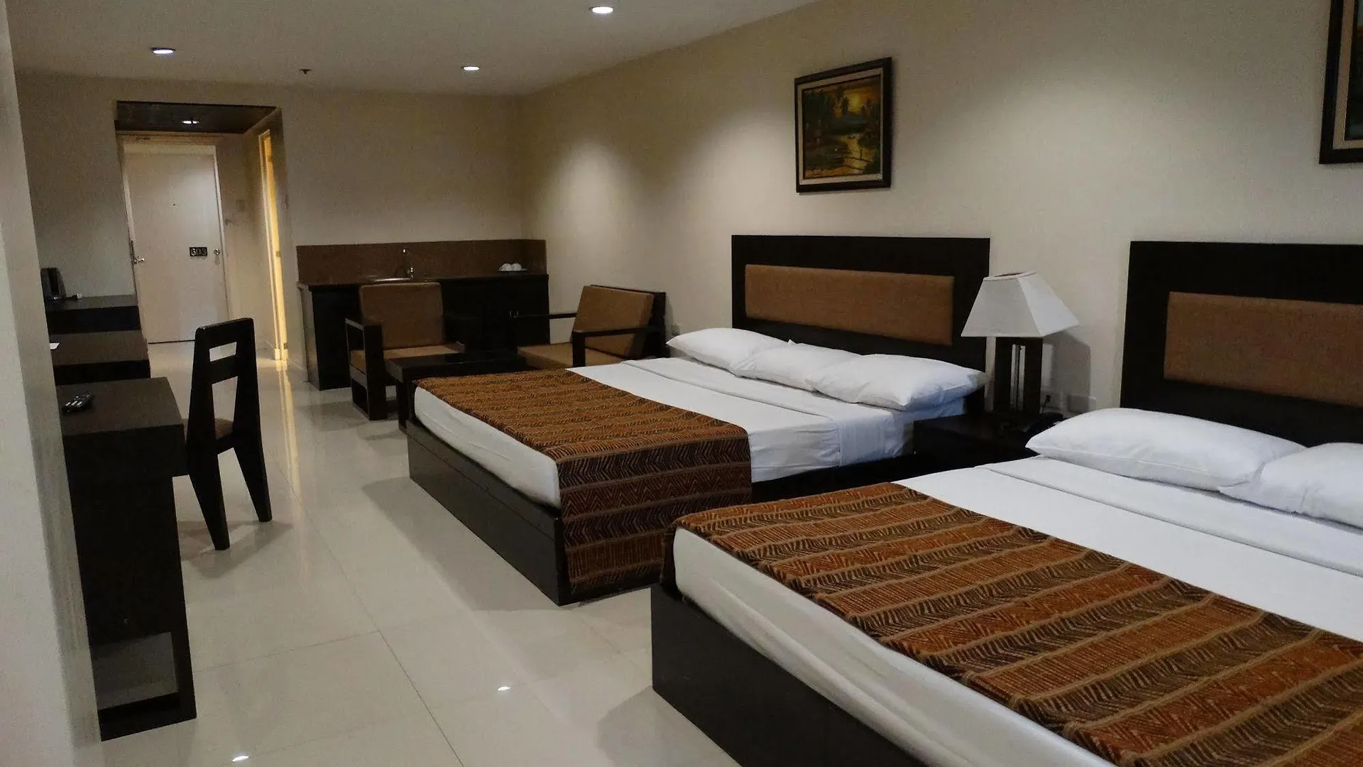 Paragon Tower Hotel Manille