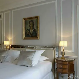 Lancaster Champs-elysees Fransa