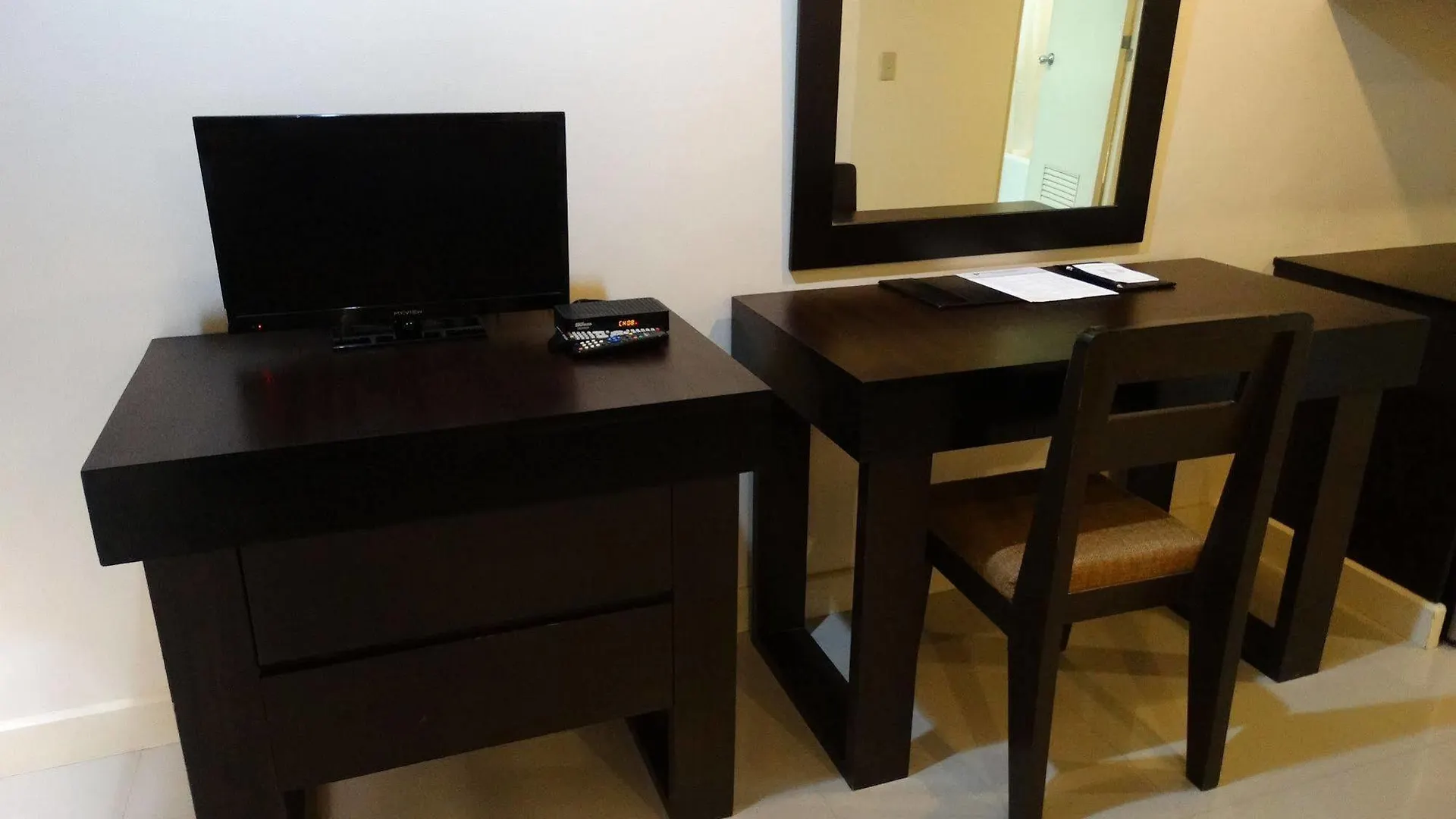 Paragon Tower Hotel Manila 2*,